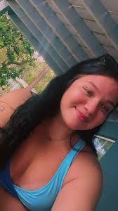 Vanessa Gillman's Instagram, Twitter & Facebook