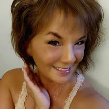 Christy Bice's Instagram, Twitter & Facebook