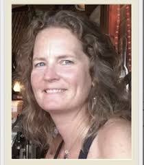 Robin Hillman's Instagram, Twitter & Facebook