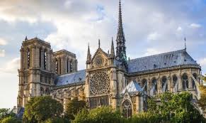 Due to the tragic fire that has destroyed portions of the notre dame cathedral, it will be closed to tourists and worshippers until further notice. Catedrala Notre Dame Din Paris Crestinortodox Ro