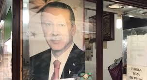 Makedonya'dan Merkel'e baklavalı mesaj