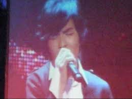 Xiao bing xiao tong xiao miao zhao. Xiao Jing Teng Singing Shou Chang At Lee Wei Song Lee Si Song S Concert Youtube