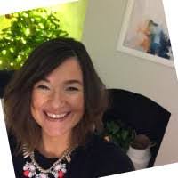 Laura Garlick's Instagram, Twitter & Facebook