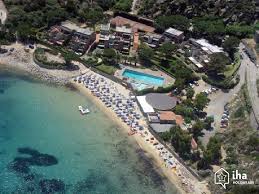 Monolocali, bilocali, appartementi spaziosi o ville, case in affitto per tutte le tasche, economici, di lusso, monolocali per coppiette romantiche o grandi appartamenti o ville per famiglie. Appartamento In Affitto A Giglio Porto Iha 11179