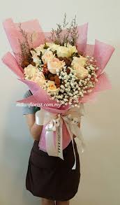 圣诞ing 你愿意做t a 的圣诞老人吗 find on what christmas gift to prepare shop with us find what you love flowers bouquet flower arrangements how to wrap flowers