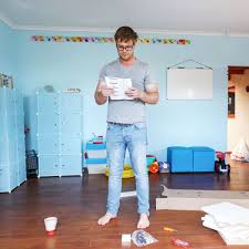 Wir moechten fuer unser schlafzimmer einen pax schrank bei ikea kaufen, sind nur unsicher ueber die tueren.schiebeturen oder scharniertueren? Mein Ikea Schrank Meine Tochter Und Ich Papa Lass Mal Der Spiegel