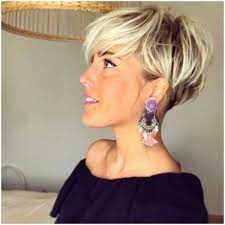 Es ist ein mythos dass das stylen von bob cut haaren knifflig ist und nur begrenzte möglichkeiten bietet da. 12 Haare Schon Ideen Haarschnitt Kurz Kurzhaarfrisuren Frisuren