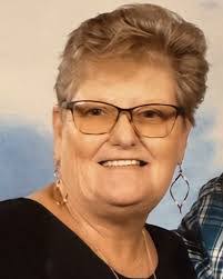 Robin Dale's Instagram, Twitter & Facebook