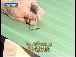 Fixation De Tole Ondulee En Couverture Sur Bois Avec Une Vis P1 Autoperceuse Faynot Youtube