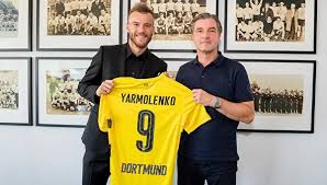 Украинец вместе с партнером по сборной романом. Prokuratura Ishet 150 Tysyach Evro Uplachennye Sportshkole Za Transfer Yarmolenko Ria Novosti Ukraina
