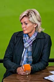 Born 3 february 1960) is a german football coach and former player. Silvia Neid Wikipedia