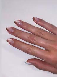 Kendal Jenner Nails By Modernpampersalon On Insta Kylie Nails Minimalist Nails Minimal Nails