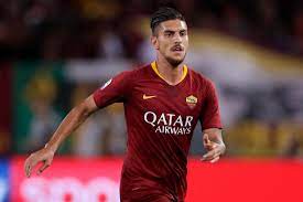 Born 19 june 1996) is an italian professional footballer who plays as a midfielder for serie a club roma of which he is captain and the. Roma Reportedly Offer Lorenzo Pellegrini Pay Rise Manchester United Interested Bleacher Report Latest News Videos And Highlights