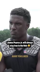 James Pearce Jr. will always stay rooting for his Vols 🤣