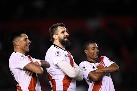 José paradela ingresó en su lugar. Bild Zu Sudamerikanischer Fussball River Plate Gewinnt Recopa Sudamericana Bild 1 Von 1 Faz
