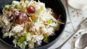 Recette De Coleslaw De Chou Pomme Verte Celeri Rave Raisins Et Noix De Pecan Recette Celerie Rave Pomme Verte Coleslaw