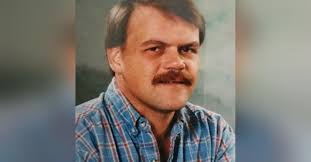 Edward Merritt's Instagram, Twitter & Facebook