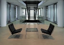 Höchstes hochhaus der landeshauptstadt auf auf einer bruttogeschossfläche von 33.000 quadratmetern bietet das haus platz für rund 950 arbeitsplätze. Arag Tower Dusseldorf Rkw Architektur