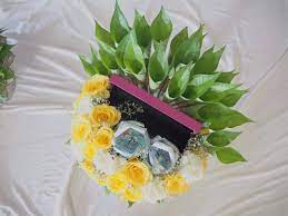 Anda jangan keliru bahawa duit mas kahwin dan duit hantaran adalah sesuatu yang berbeza. Gubahan Duit Mas Kahwin Banyak Idea Hantaran By Nh Facebook
