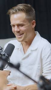 new episode out now 🎧, R&R Podcast