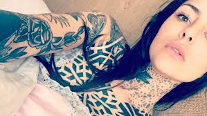 Antes de presentar a lizy tagliani y cristian ponce, la última pareja de la gala del lunes del aquadance. Eldoce Tv El Personaje Xxx Que Obsesiona A Cande Tinelli La Hija De Marcelo No Para De Mostrar Su Curiosa Nueva Adquisicion Una Pista Seguro Que Lo Viste Dando Vueltas Por Whatsapp