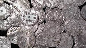 It would typically take fifteen ounces of silver to buy one ounce of gold. Nine Surprising Things Worth More Than This Shimmering Metal Bbc Worklife