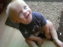 how could you not love that cute face?