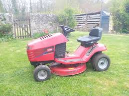 Frais de port offert dès 100€. Achetez Tracteur Tondeuse Occasion Annonce Vente A Noaillan 33 Wb150438637