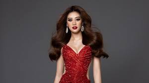 Khánh vân hạnh phúc khi được cổ vũ nồng nhiệt. Khanh Van Gets Ready For Miss Universe 2020 Vnexplorer