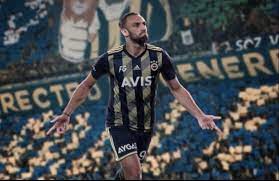 Çaykur rizespor ve fenerbahçe'yle devam ederek adım adım ligin elit oyuncularından biri haline dönüştü. Vedat Muriqi Lazio Reach Agreement With Fenerbahce The Laziali