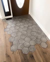 A Concrete Patch In The Hardwood Floor For Those Snowy Boots And Muddy Sneakers Designe Hardwoodflooringinkitchen Home Remodeling House Design Home Decor