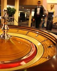 Monte Carlo Casino Theme Would Totally Need A Roulette Table At The Party Casino Theme Roulette Table Monte Carlo Casino