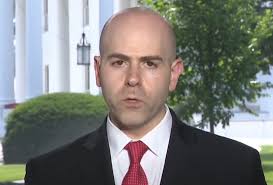 JPMorgan: El Salvador reduce su déficit fiscal, a pesar de apostar por  bitcoin