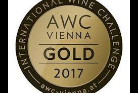 Vina tri sunca traminac kasna berba 2015, quet cuvee limited edition, i quet traminac vinarije fruškogorski vinogradi na awc vienna. Awc Vienna Gala Nacht Des Weines 2017