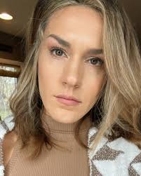 𝑬𝑹𝑰𝑪𝑨 𝑹𝑬𝑵𝑬𝑬 𝒀𝑬𝑨𝑮𝑬𝑹 ♥