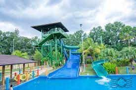 Sungai petani abbreviated sg petani or sp chinese tamil is a town in kuala muda district kedah malaysia it is about 55km south. The Carnivall Waterpark Sungai Petani Kedah Crisp Of Life