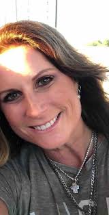 On the Trail with super sister Chrissy J. Had a very special 3 days in  Calgary unearthing a wonderful band sound with Aretha Tillotson(bass) Dave  Lang( drums). Music!!!