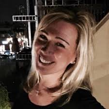 Rebecca Smiles Bodemuller (@SmilesRebecca)