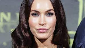 Megan fox is an american actress known for her featured role in the 'transformers' film series. Megan Fox Sie Sieht Aus Wie Ihre Eigene Wachsfigur Bunte De