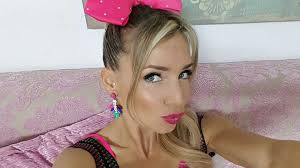 Singer, tv host, producer, songwriter, actress. Luciana Abreu Has New Music On The Way Portugal S News