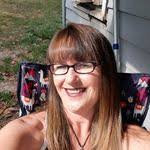 Tracey Marlin's Instagram, Twitter & Facebook