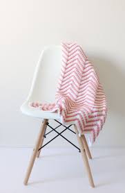 Crochet Berry Chevron Baby Blanket Daisy Farm Crafts Orgu Modelleri Tig Isleri Bebek