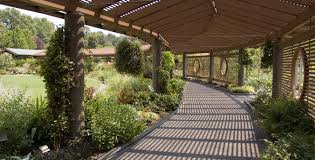 Home gardening inspiration, plus a boxwood garden and chinese garden: Missouri Botanical Garden Master Planning Garden Design Pashek Mtr