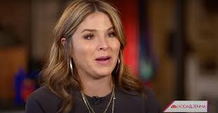 Jenna Travis's Instagram, Twitter & Facebook