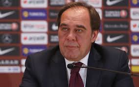 İlk, orta ve lise öğrenimlerinin ardından leysen amerikan okulu'ndan (leysen american school) mezun olarak öğrenimini tamamladı. Besiktas Ta Yildirim Demiroren E Don Baskisi Internet Haber