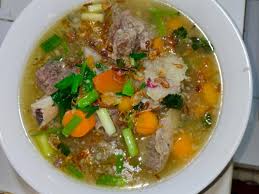 Seperti langkah memasak sop buntut, ayam, seafood, dan daging pada umumnya, iga sapi untuk membuat resep sop iga sapi sederhana bisa memakai bumbu rempah praktis seperti bawang. Resep Membuat Sop Iga Sapi Bening Indozone Id