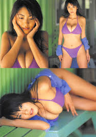切り抜き】根本はるみ『超ド級のIカップボディ!! パワフルにミラクルに迫りくる!』水着あり 13ページ レア品－Funbid香港本地日本代購網站
