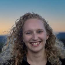 Bailey Wright (@baileyfaywright)