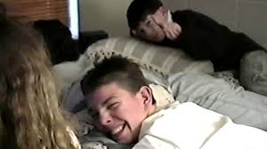 A dysfunctional family gathers together during the thanksgiving. Thanksgiving Day 1992 Youtube