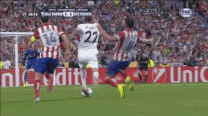 We regularly add new gif animations about and. Real Madrid Capture 10th Champions League Title Gifs Tweets Vines Total Sports Blog